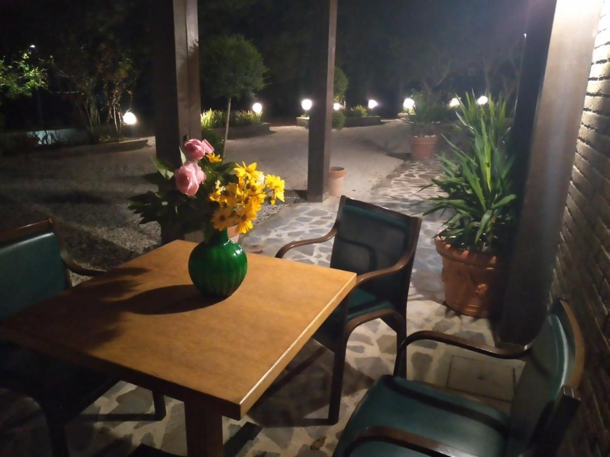 סארנאנו Hotel B&B Resort Fonte La Castellana מראה חיצוני תמונה