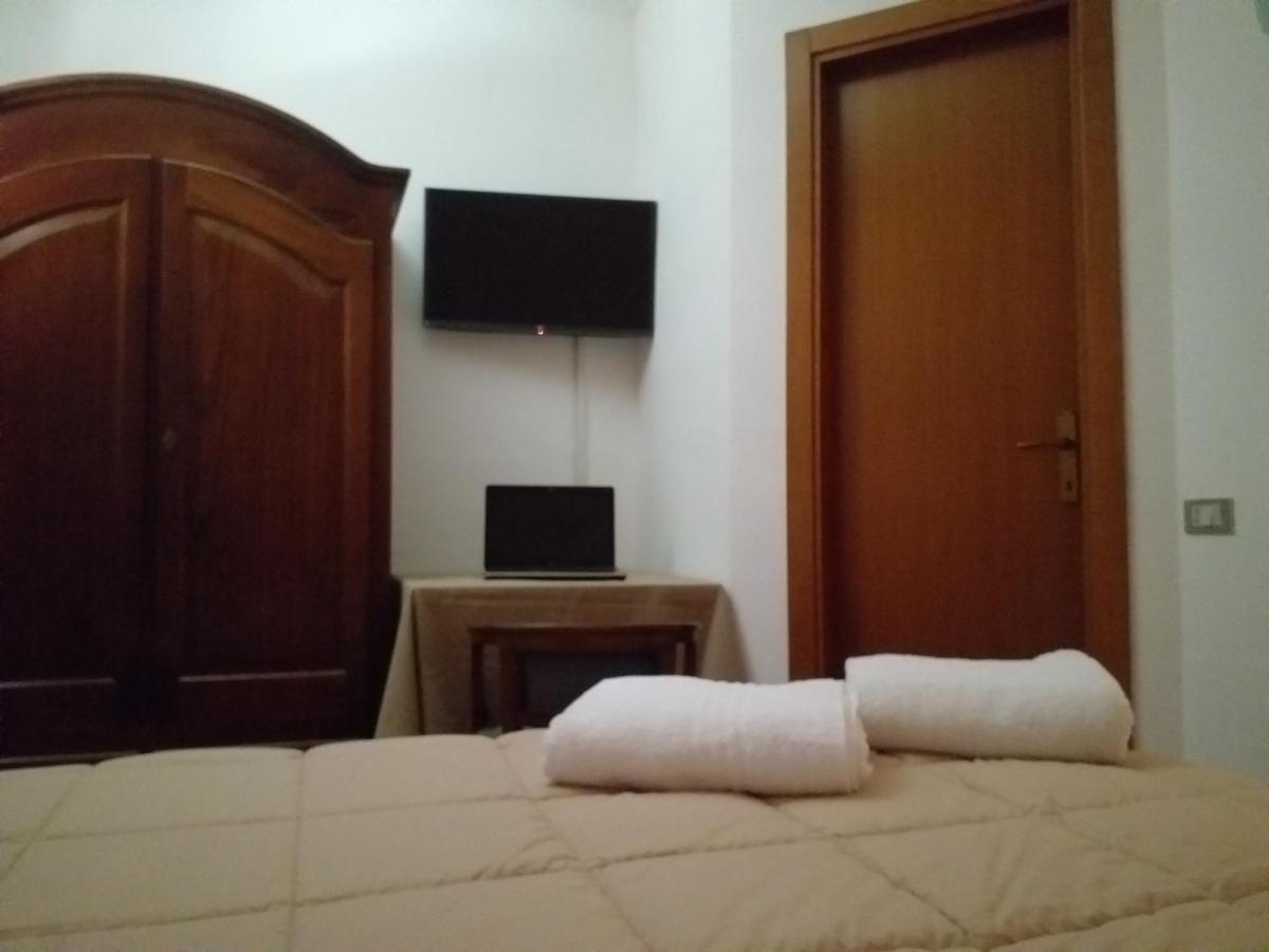 סארנאנו Hotel B&B Resort Fonte La Castellana מראה חיצוני תמונה